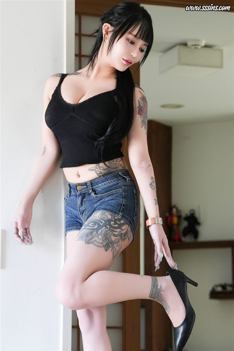 Ain – I’m Ain [60P／421.3MB]