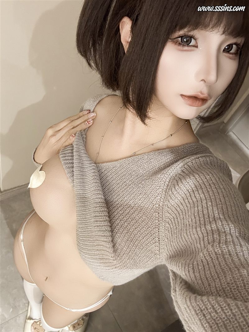 蠢沫沫 – 2025年07月自拍 [83P／273.4MB]