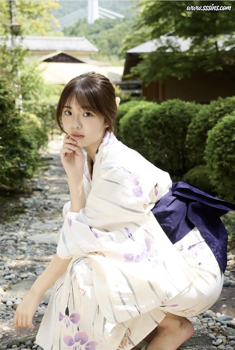 Kikuchi Hina (菊地姫奈) – マンスリーガール 029 [93P／127.1MB]