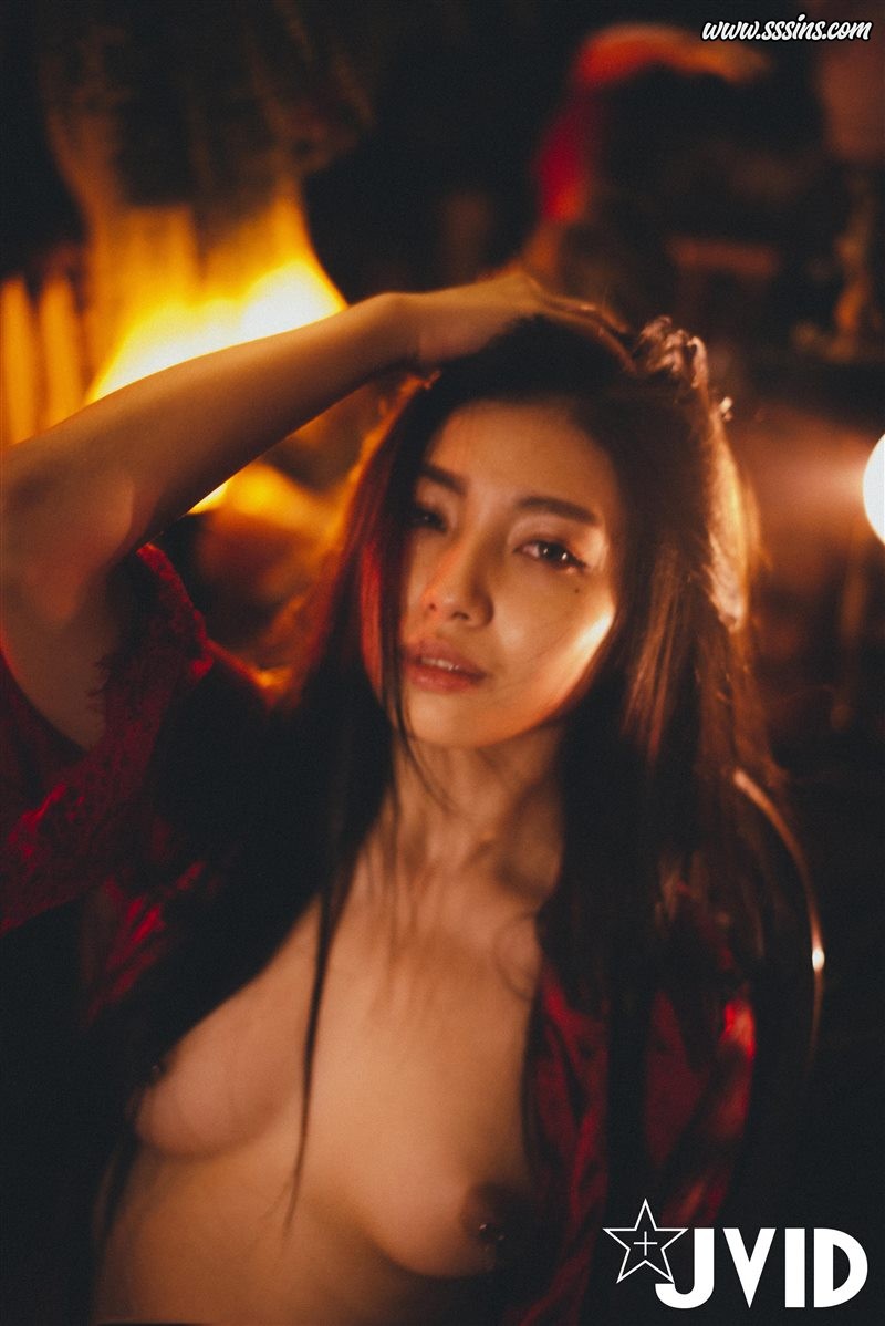 JVID_夏暮光 - 首本上空寫真  慾望之奴— Desire’s slave (or slut) [62P／88.9MB]-呦糖社C+