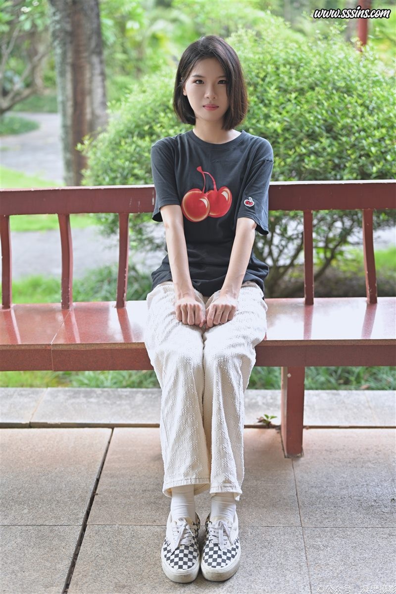 凝思摄影 NO.031 小睿-T恤、短白袜、平底鞋[144P+1V／5.27GB] - 呦糖社C+-呦糖社C+