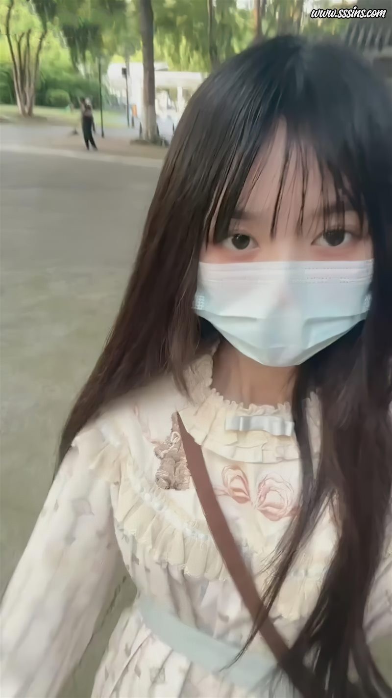 崽崽大王 - 双马尾萝莉定制户外露出 全裸逛商店好刺激 [6P + 4V／165.5MB] - 呦糖社C+-呦糖社C+