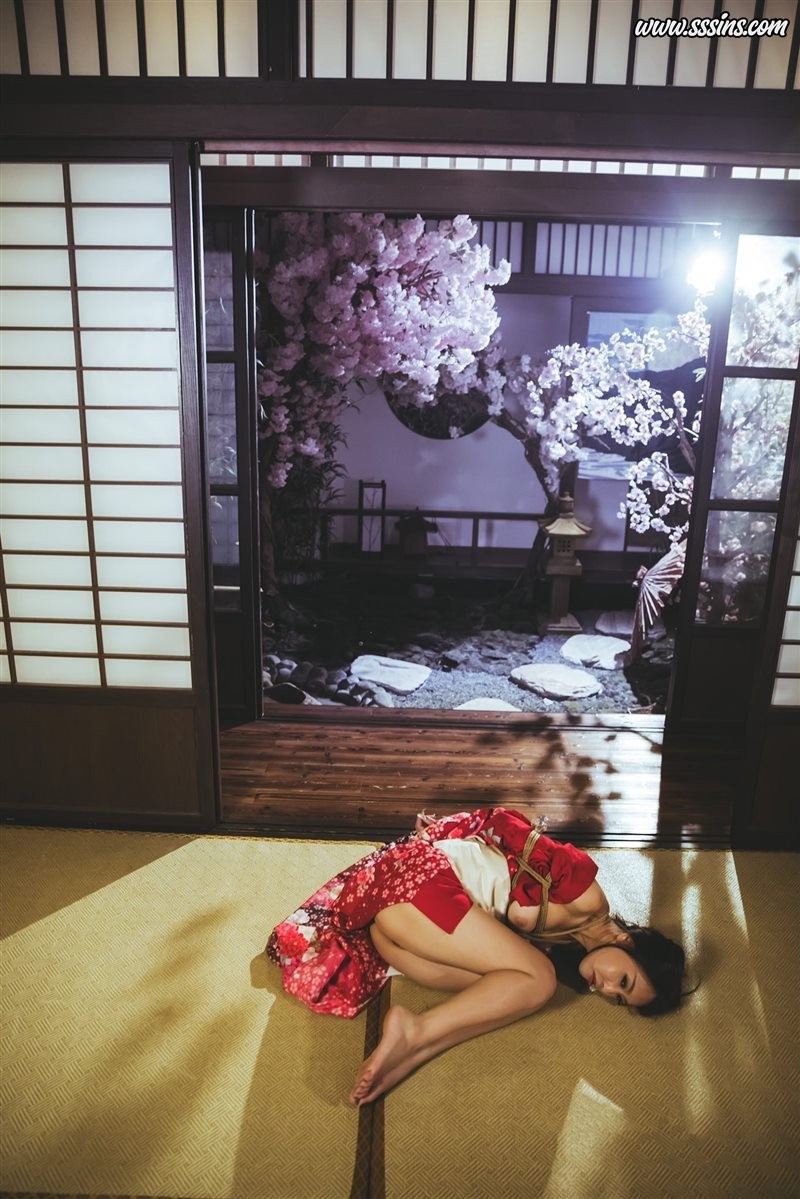 图片[5]-偷心嘚猫&vivi姐 – 极品御姐多场景户外诱惑私拍 Ep.001 [285P + 8V／961.8MB] - 呦糖社C+-呦糖社C+