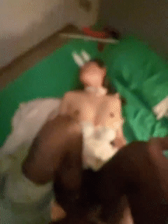 图片[4]-渣男泄密 - 无锡大学高颜值小仙女cos兔女郎 与男友居家狂野私拍流出 [5P + 6V／310.7MB] - 呦糖社C+-呦糖社C+