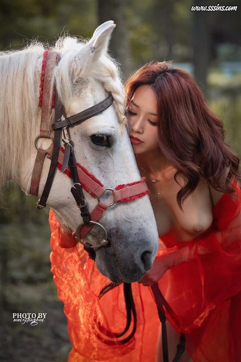 偷心嘚猫&vivi姐 – 极品御姐多场景户外诱惑私拍 Ep.002 [273P + 11V／985.0MB] - 呦糖社C+-呦糖社C+