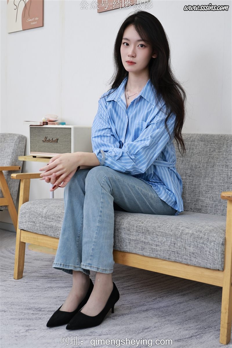 绮梦摄影 2025.10.05 NO.408 小艺 珍藏无修无水印版[480P+2V／13.4GB]-呦糖社C+