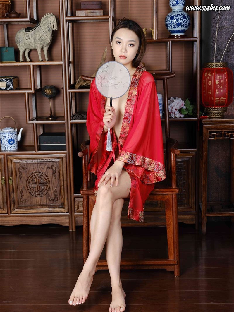 可灵 - 行色长腿女神 烈焰古风 全尺度私拍 [256P／1.4GB] - 呦糖社C+-呦糖社C+